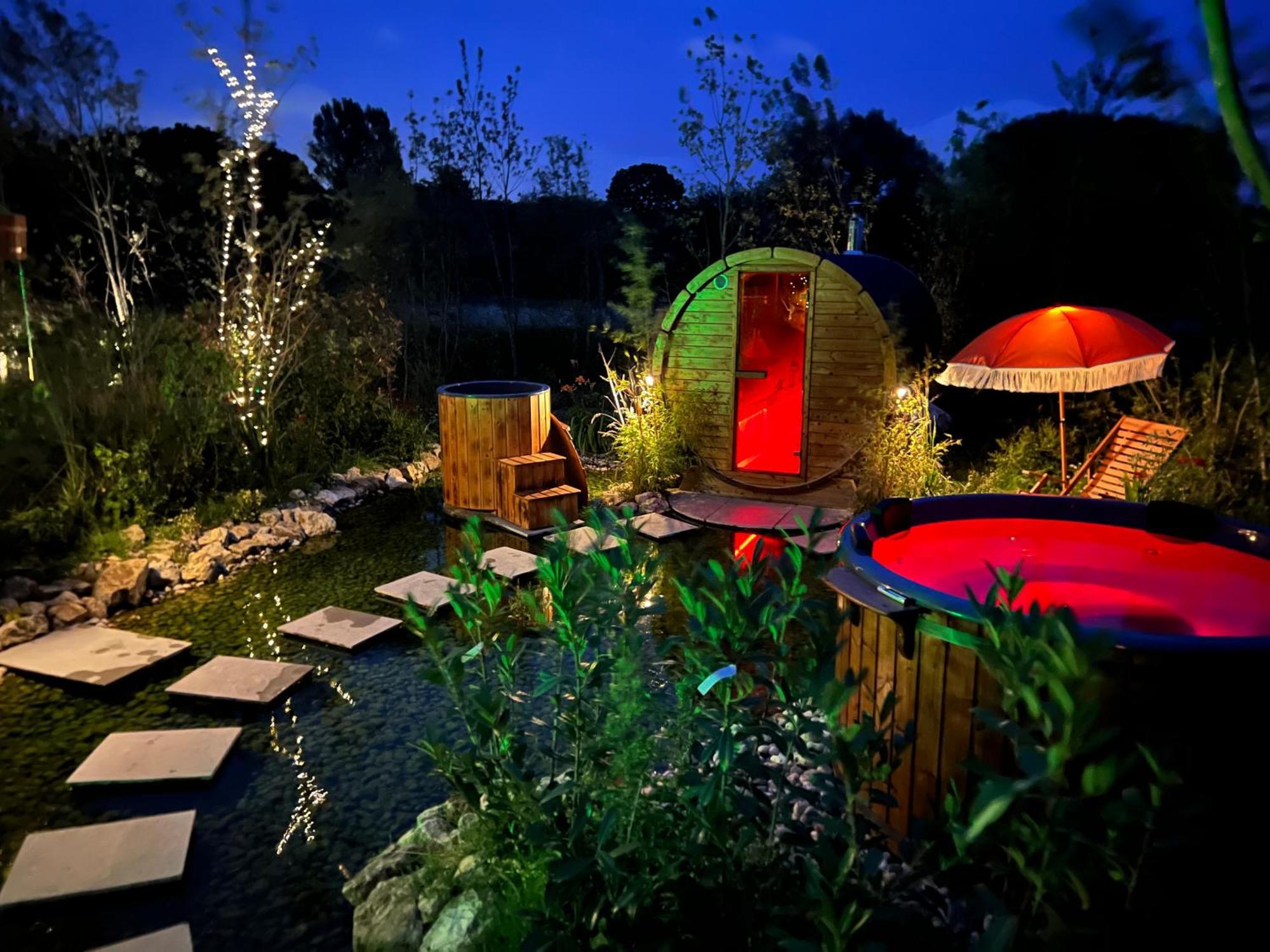 Dragonfly Glamping Spa Retreat アシュフォード エクステリア 写真