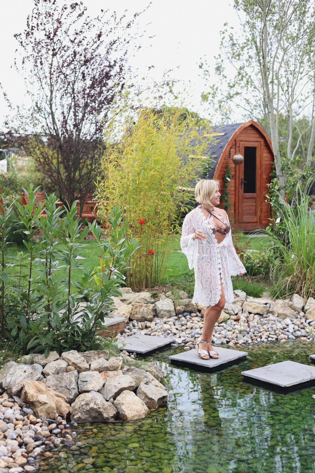 Dragonfly Glamping Spa Retreat アシュフォード エクステリア 写真