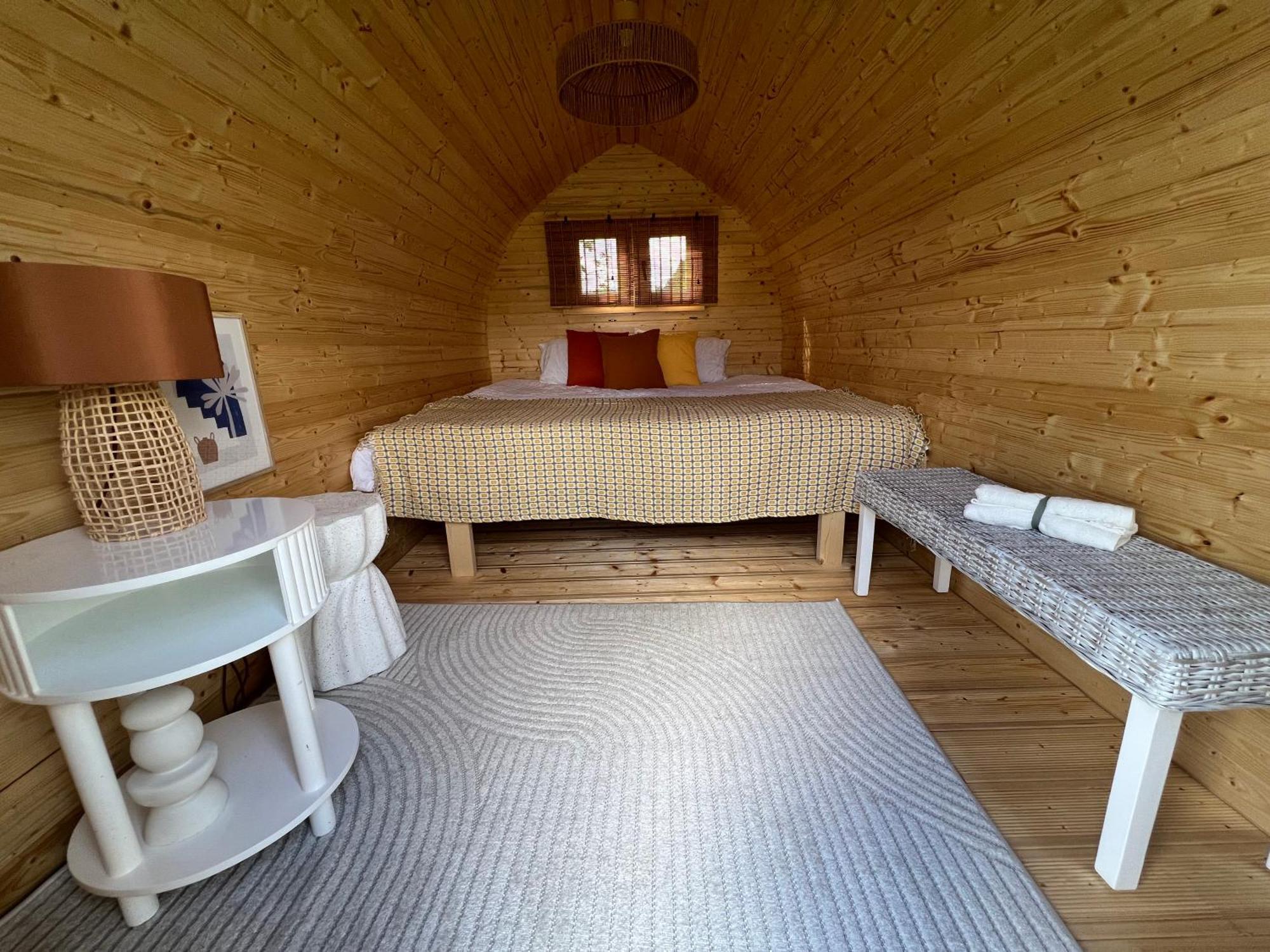 Dragonfly Glamping Spa Retreat アシュフォード エクステリア 写真